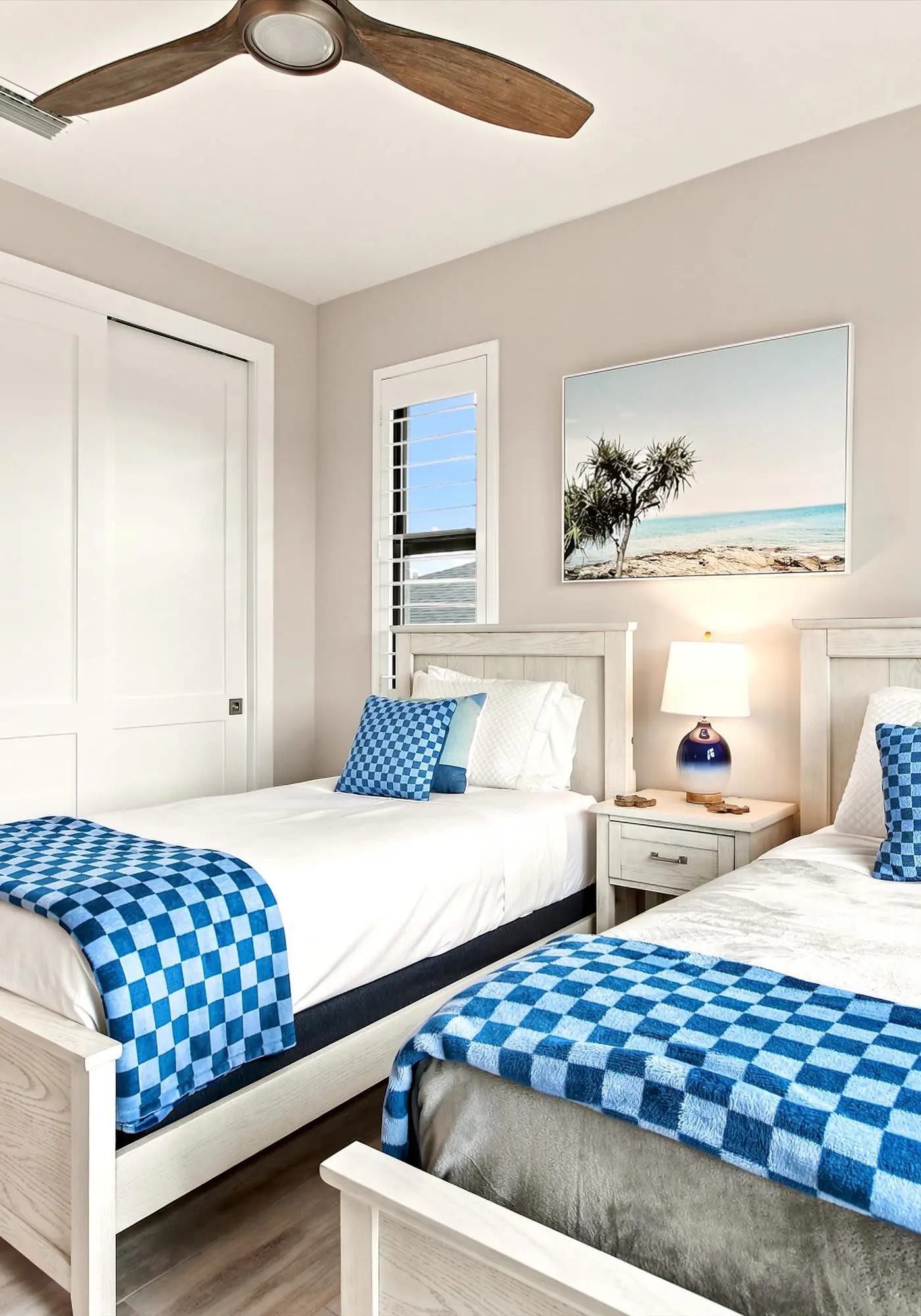 Gorgeous 3 Bedroom Marco Island Home with Private Pool and Outdoor Kitchen