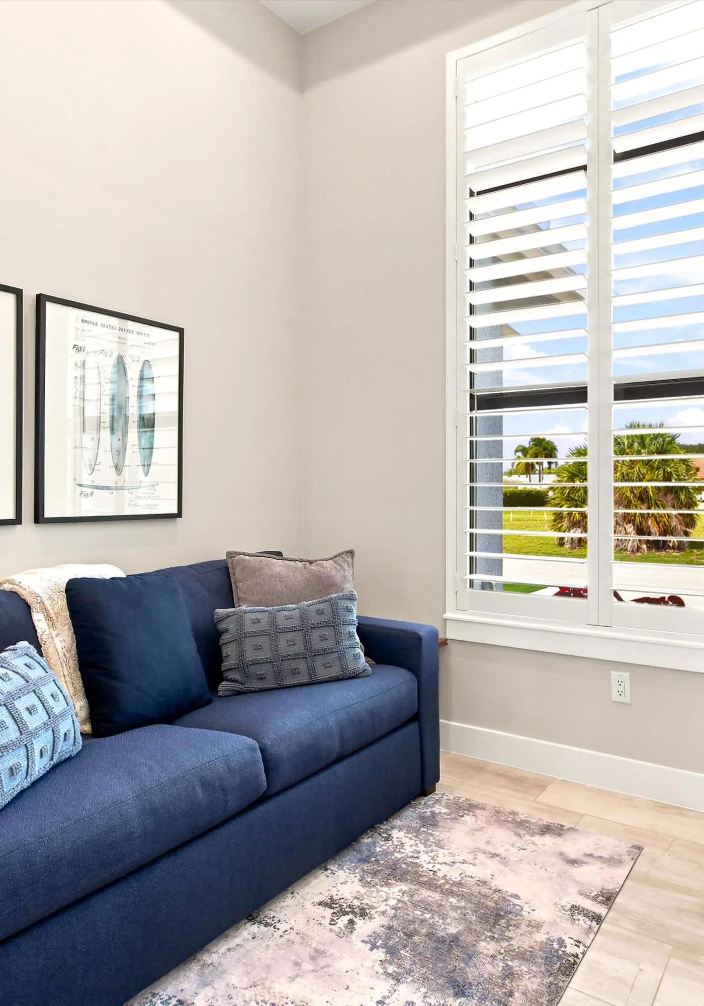 Gorgeous 3 Bedroom Marco Island Home with Private Pool and Outdoor Kitchen