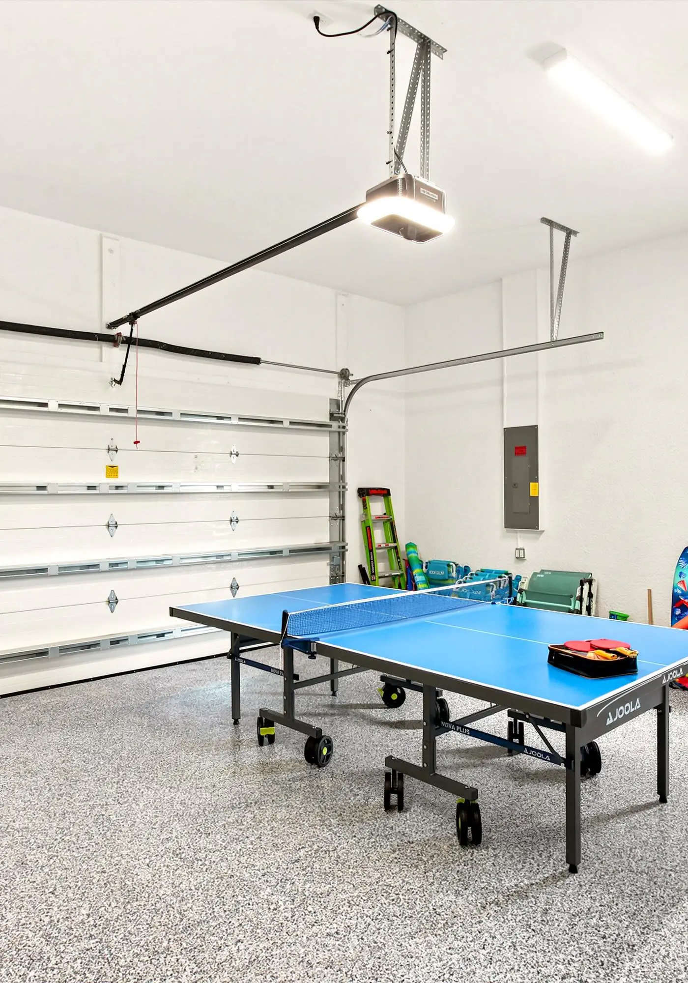 Gorgeous 3 Bedroom Marco Island Home with Private Pool and Outdoor Kitchen