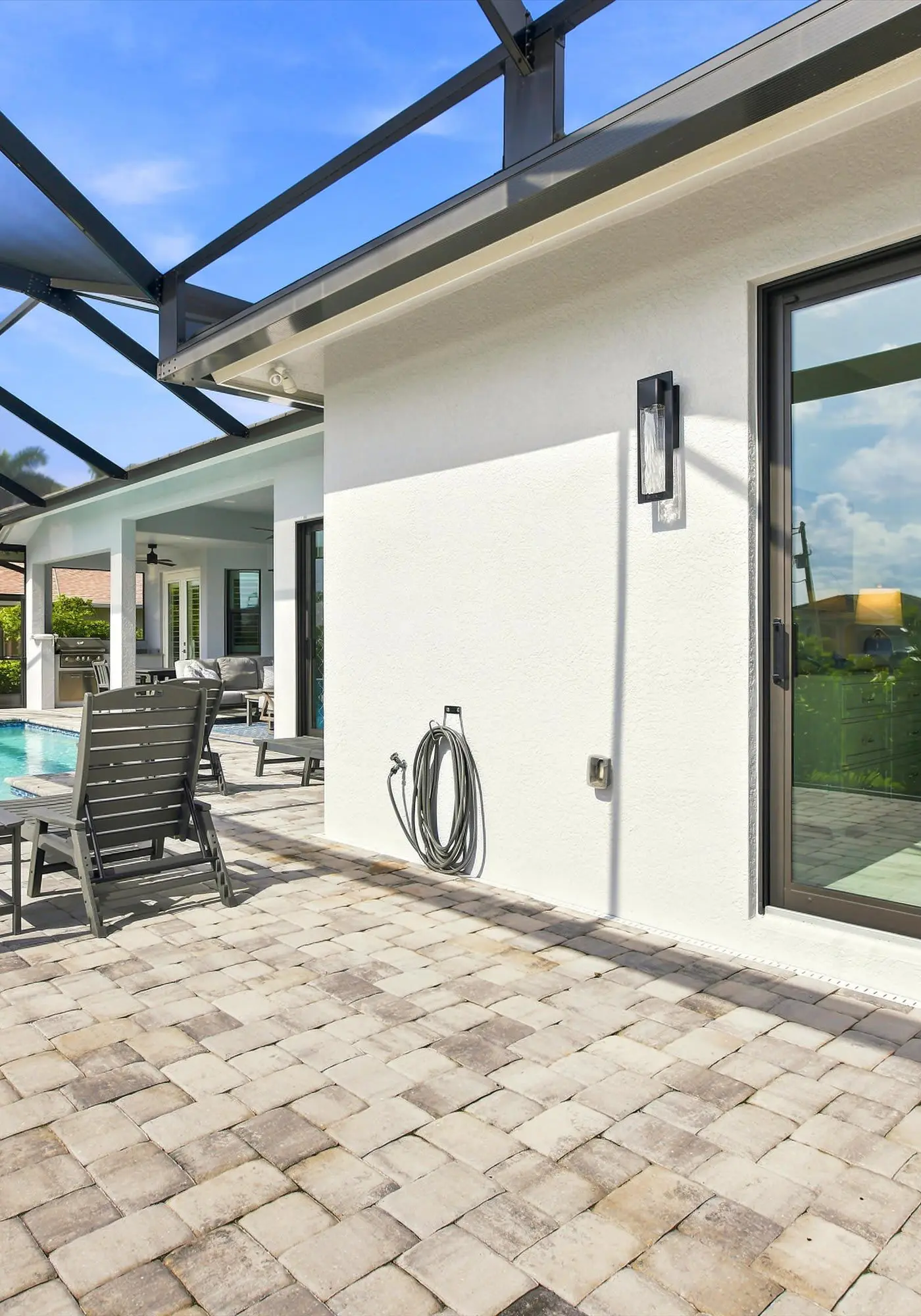 Gorgeous 3 Bedroom Marco Island Home with Private Pool and Outdoor Kitchen