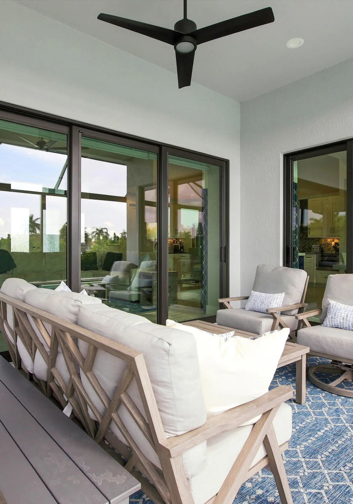 Gorgeous 3 Bedroom Marco Island Home with Private Pool and Outdoor Kitchen