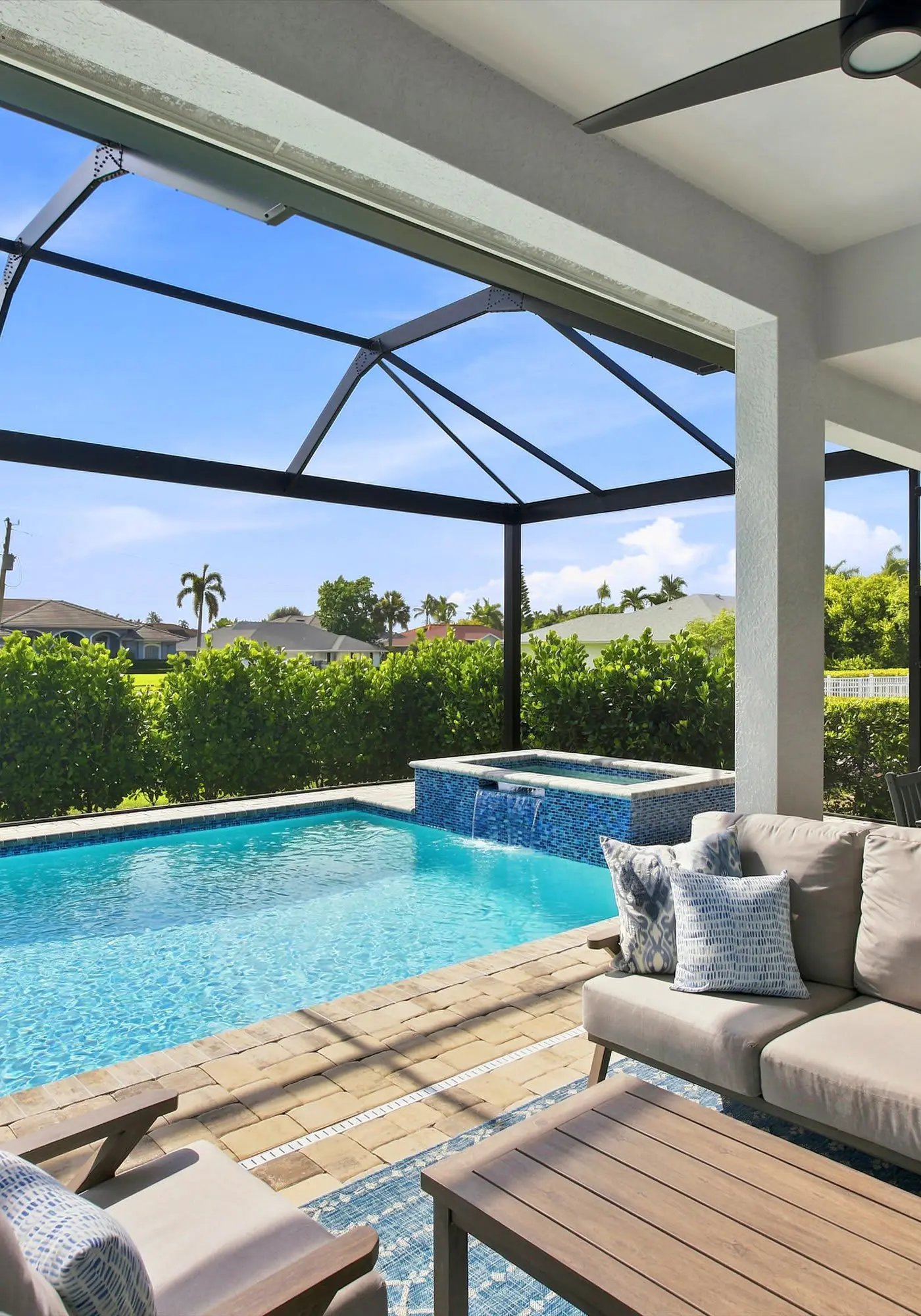 Gorgeous 3 Bedroom Marco Island Home with Private Pool and Outdoor Kitchen