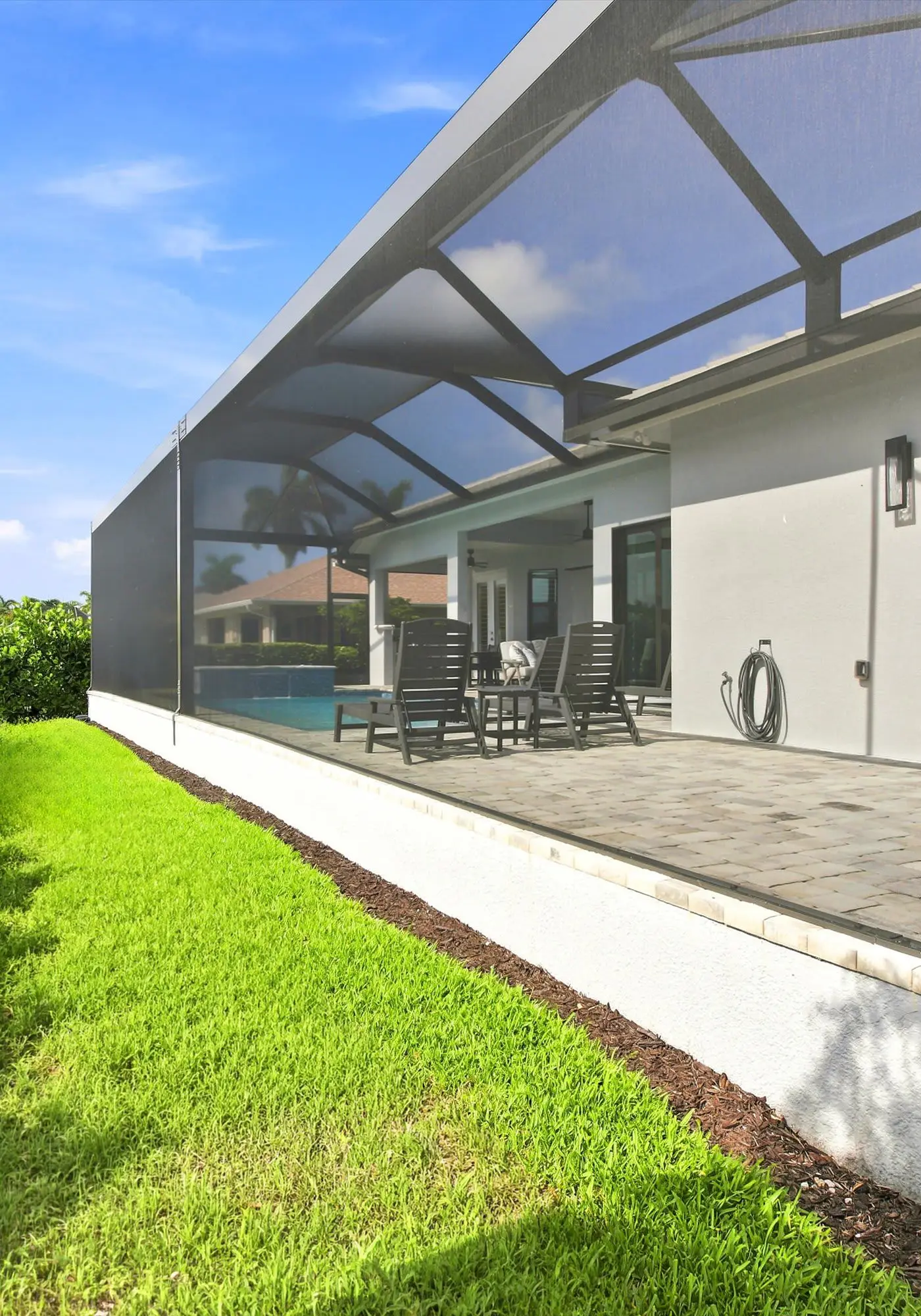 Gorgeous 3 Bedroom Marco Island Home with Private Pool and Outdoor Kitchen
