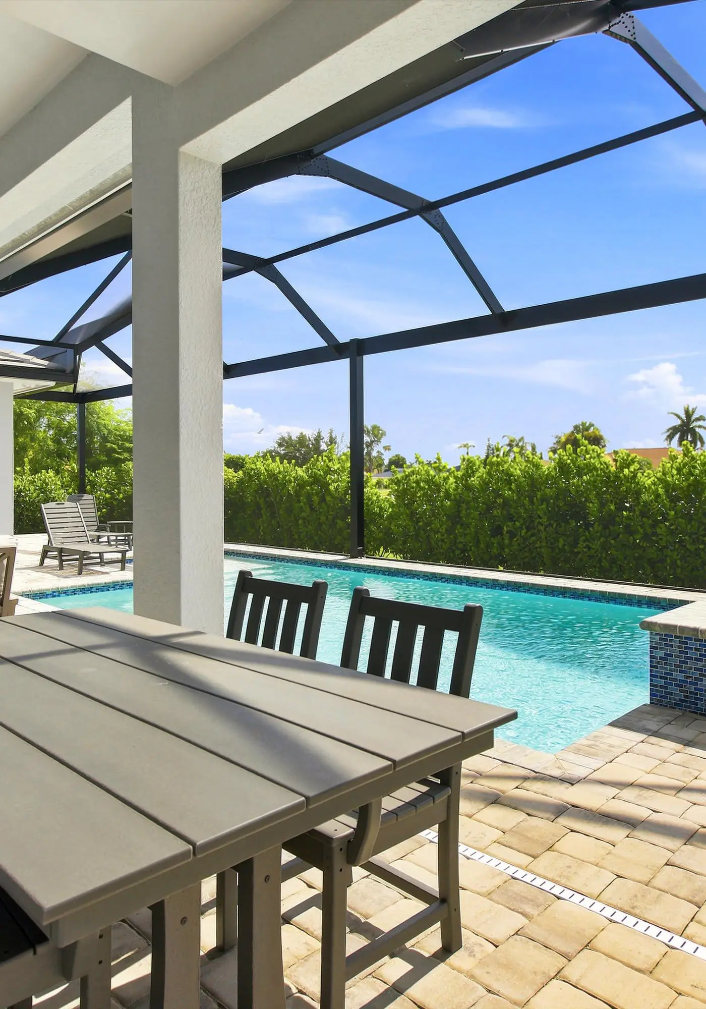 Gorgeous 3 Bedroom Marco Island Home with Private Pool and Outdoor Kitchen