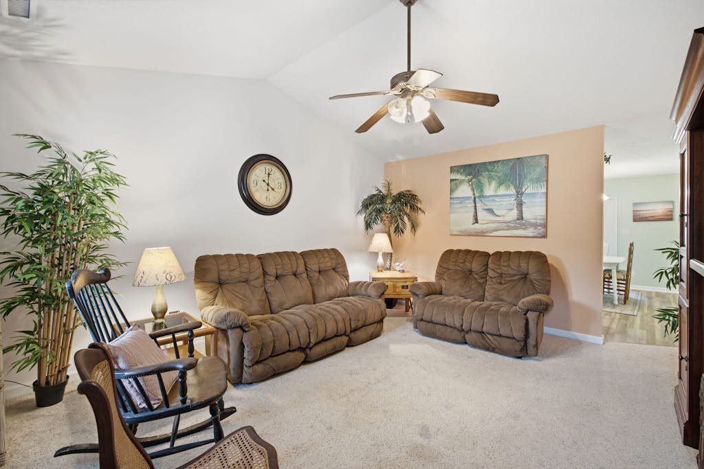 Pet-Friendly Home Minutes from Holden Beach