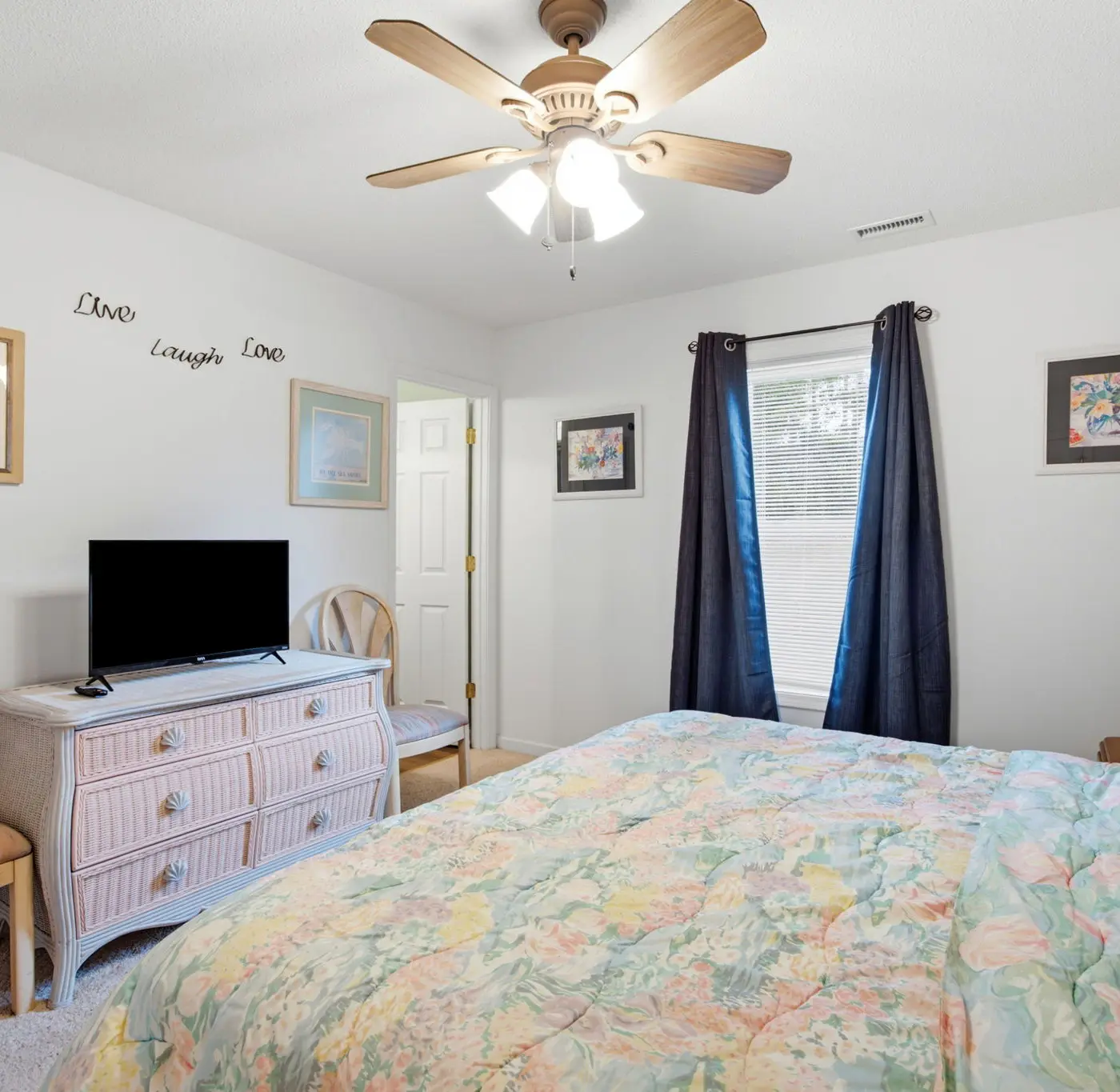HB04 Sea Aire Retreat