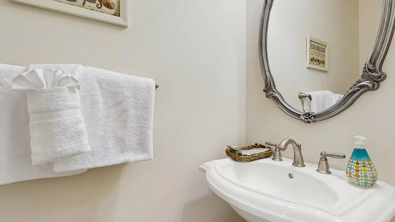 Bayside Resort - 36620 Day Lily Pkwy