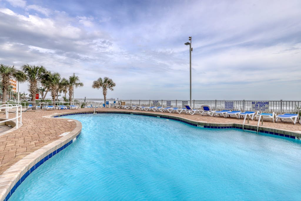 Sandy Beach Resort 304