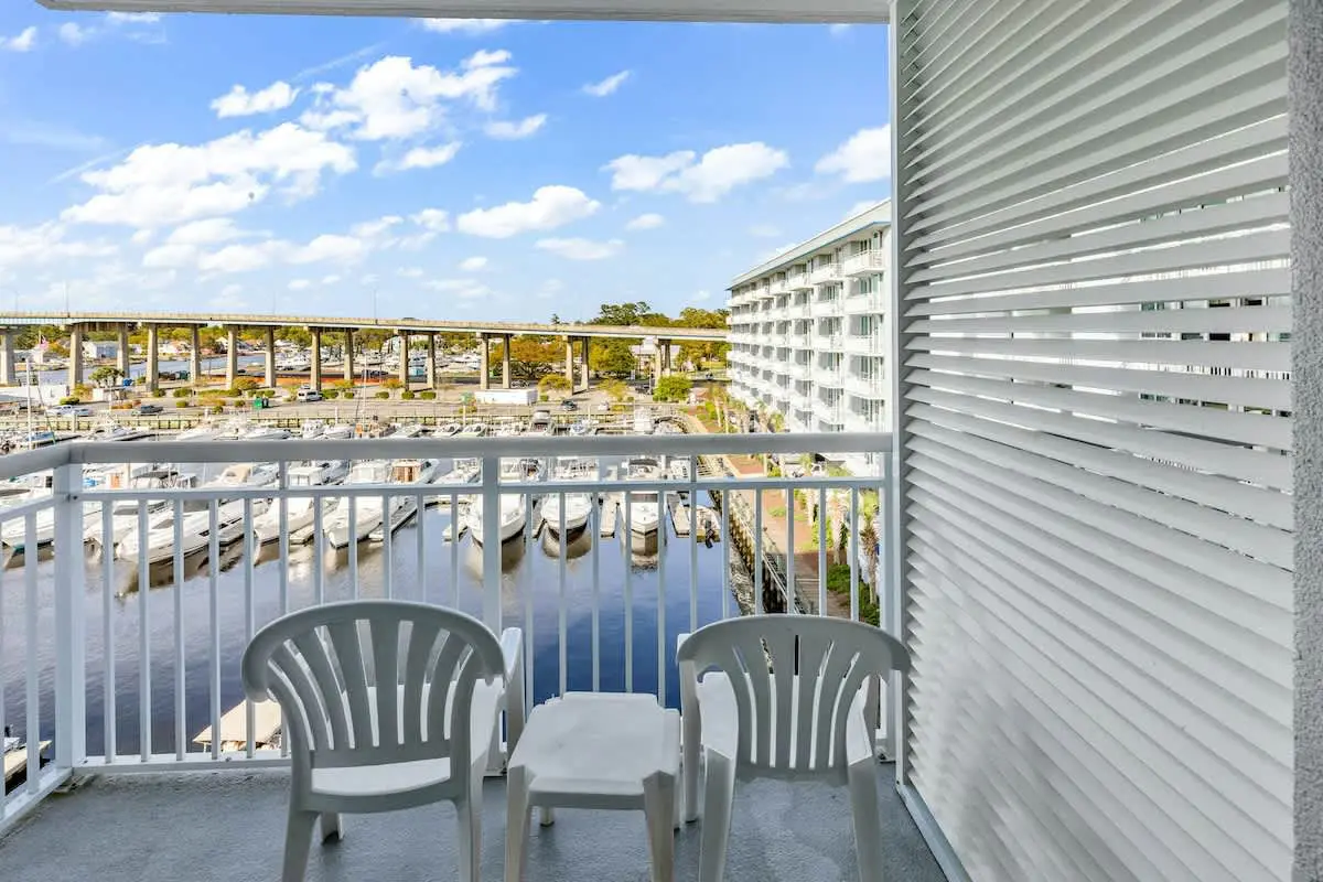 Harbourgate 0404
