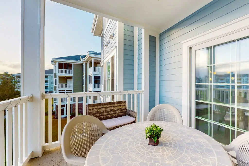 Lakefront Waterview