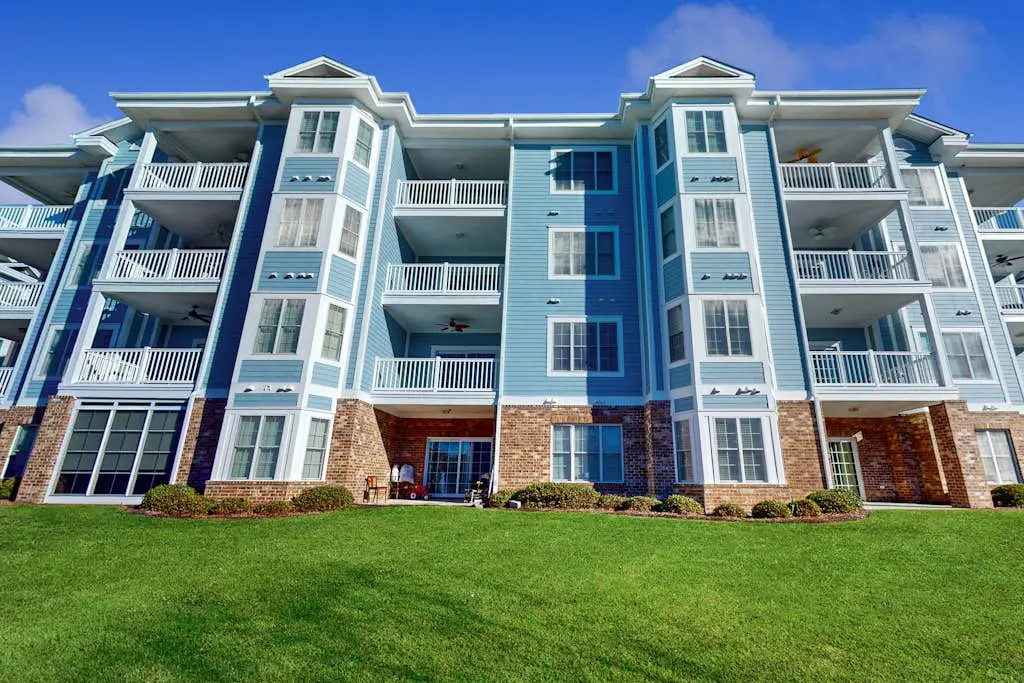 Lakefront Waterview