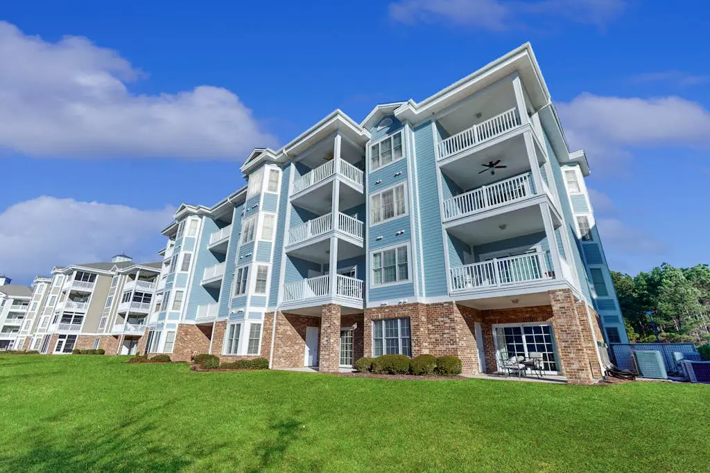 Lakefront Waterview
