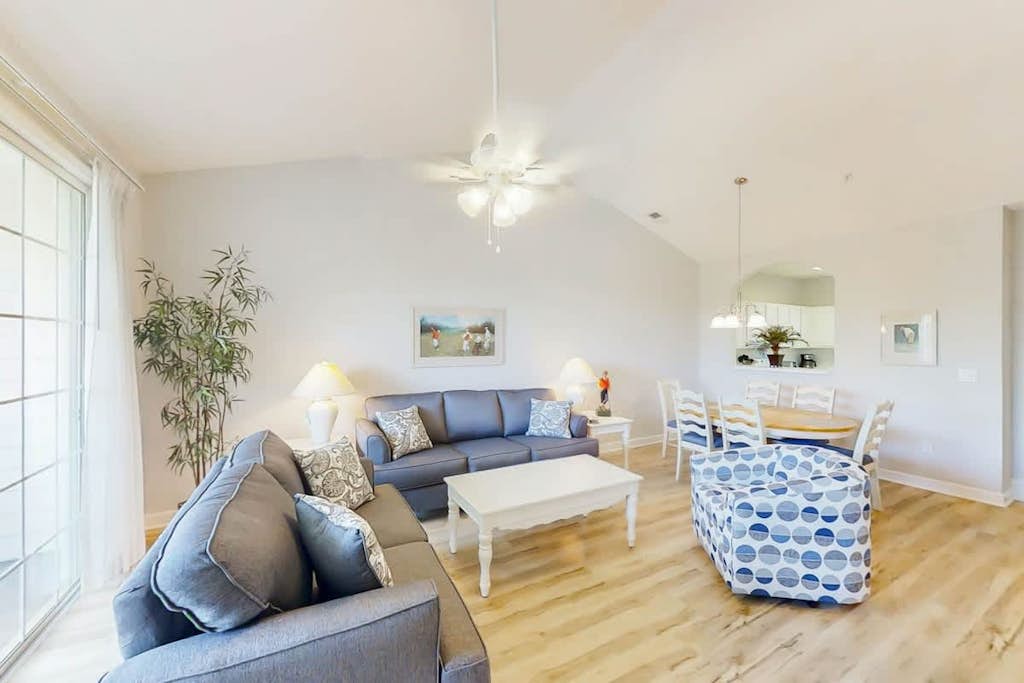 Condo with water views, pool, hot tub, & tennis/basketball courts