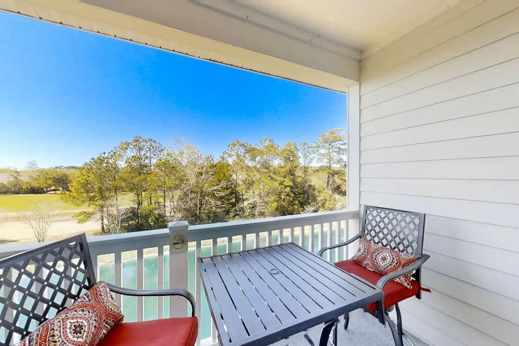 Condo with water views, pool, hot tub, & tennis/basketball courts