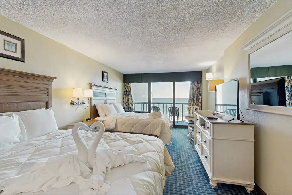Compass Cove 560