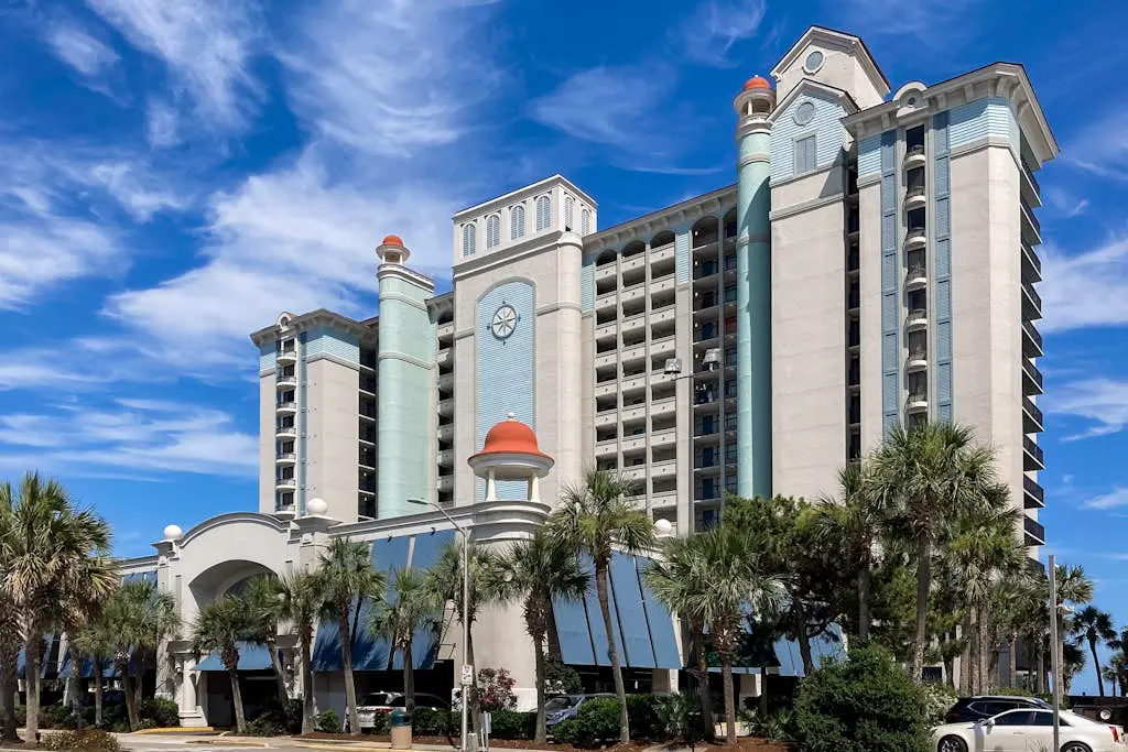 Compass Cove 560
