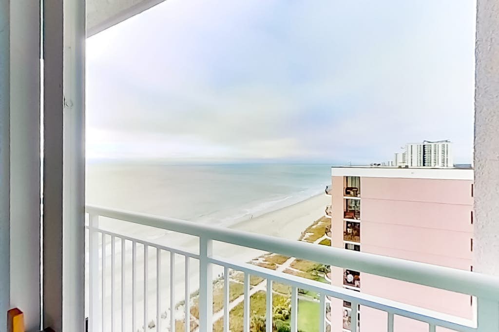 19th-floor partial ocean-view snowbird-friendly condo with AC & W/D
