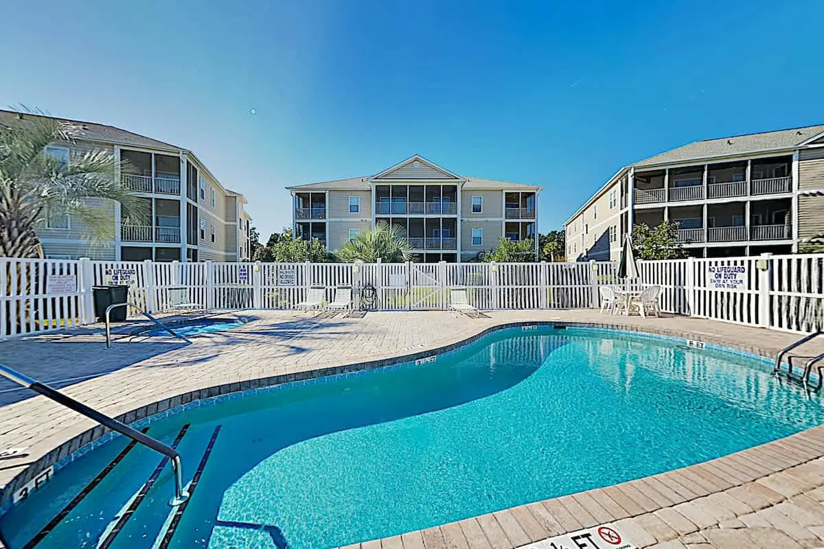 Cross Gate Unit 205