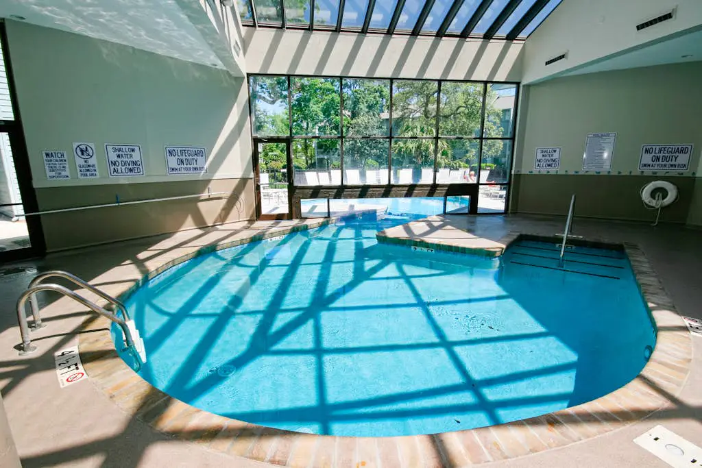 Renaissance Tower 908