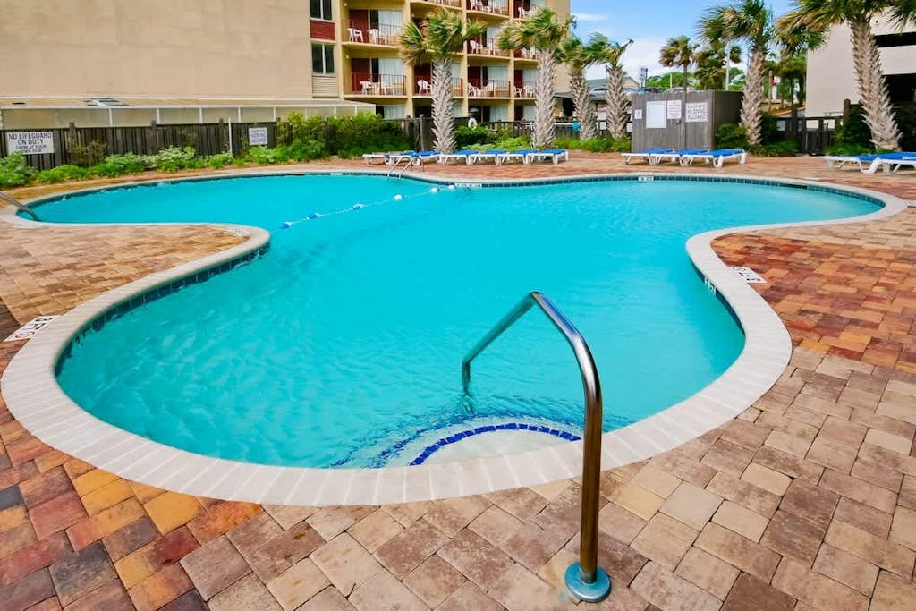 Ocean-view condo with beach access, pool, hot tubs, putting green, gym, & sauna