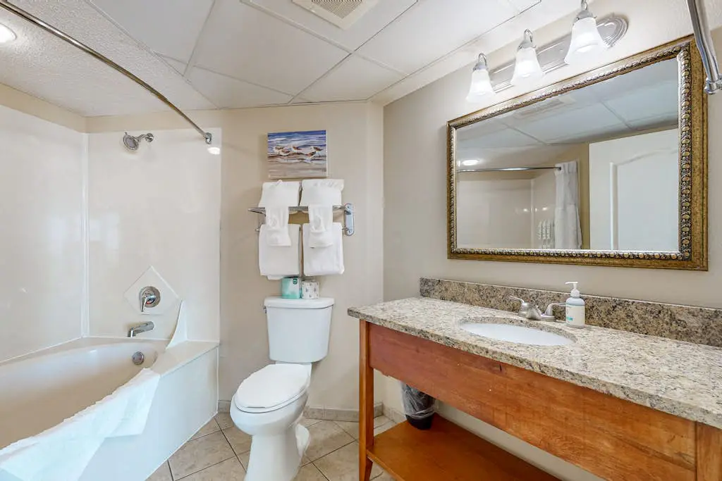Carolinian Resort Oceanfront 1132