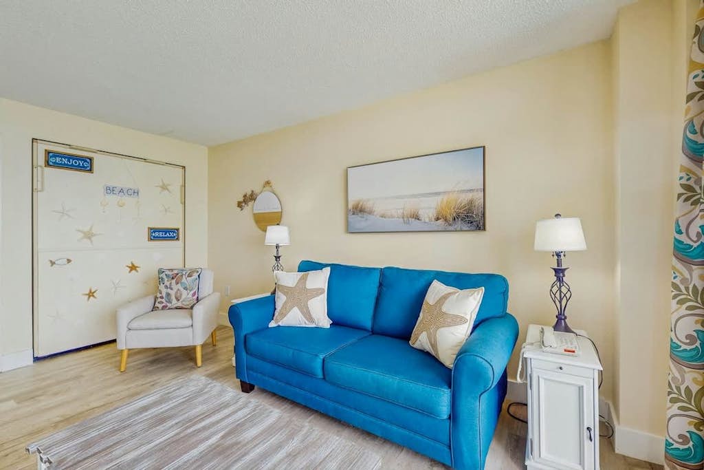 14th floor oceanfront condo w/pools, hot tubs, lazy river & central AC