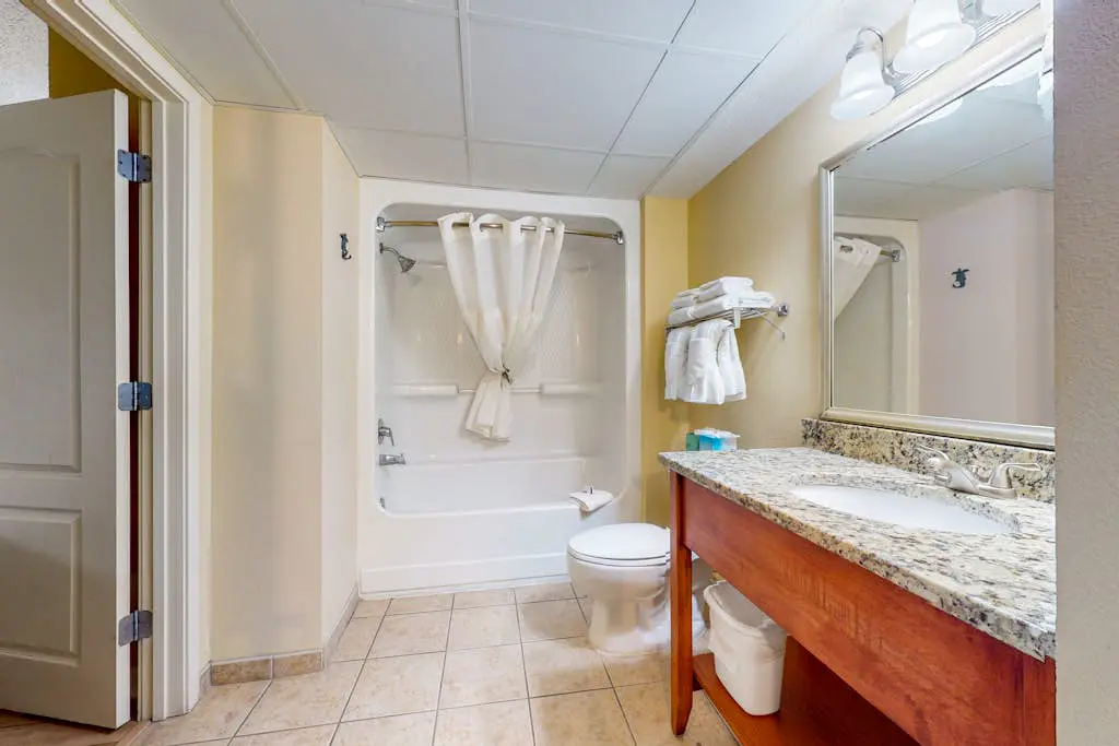 Carolinian Beach Resort 1232
