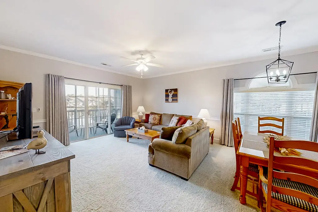 Gardens at Cypress Bay 14-204