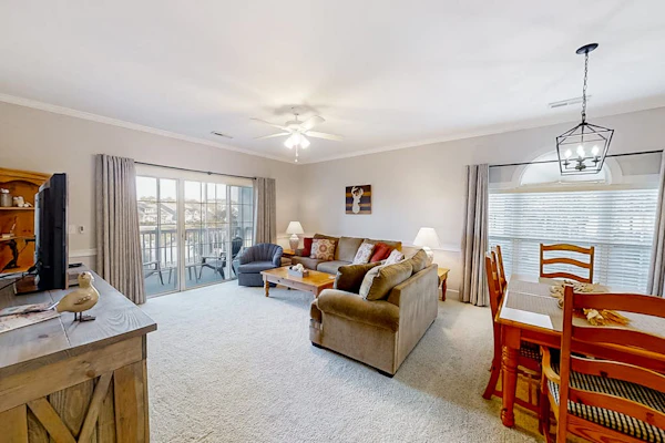 Water-view condo with on-site pool & balcony - near beach & entertainment