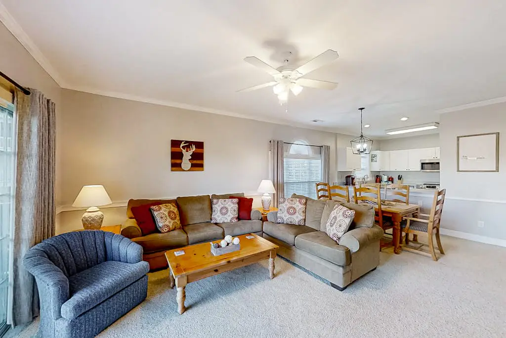 Gardens at Cypress Bay 14-204