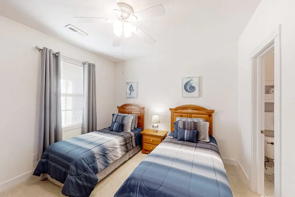 Gardens at Cypress Bay 14-204