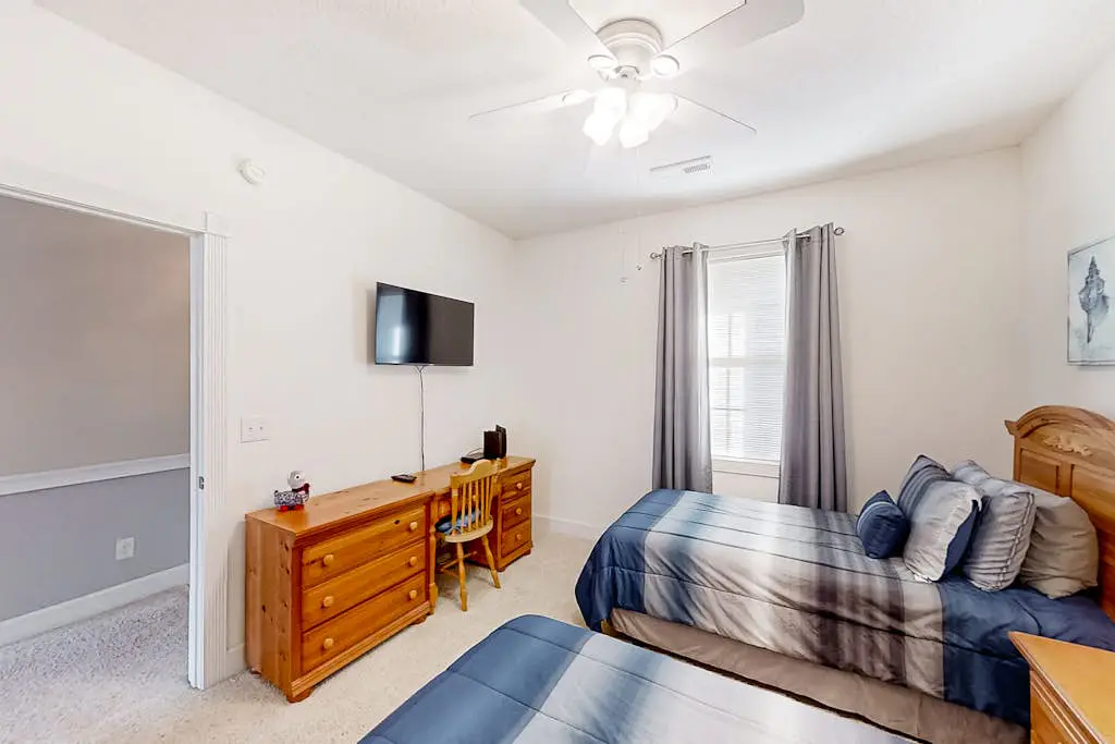 Gardens at Cypress Bay 14-204