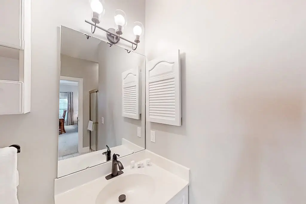 Gardens at Cypress Bay 14-204