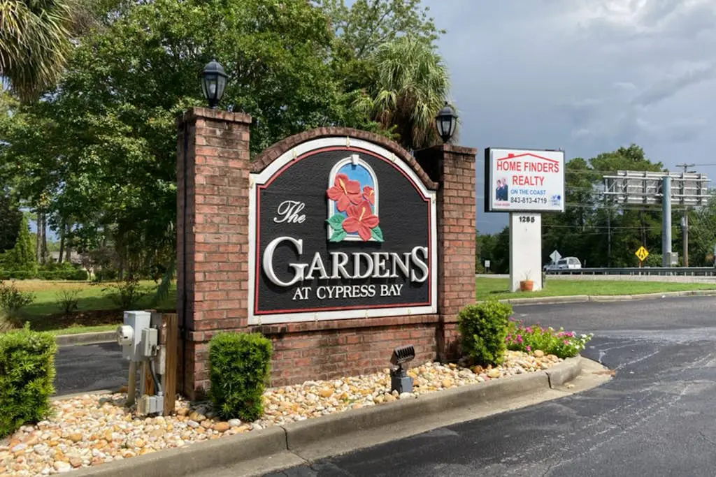 Gardens at Cypress Bay 14-204