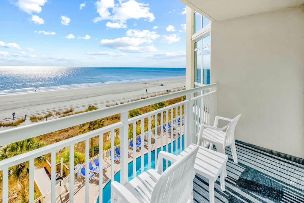 4th floor oceanfront condo w/ central AC, shared pool, shared hot tub, free WiFi