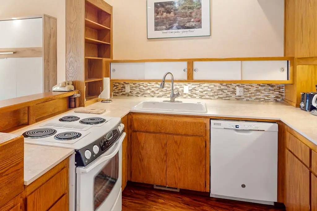 Lake Chelan Shores - Moorage Manor #5-2