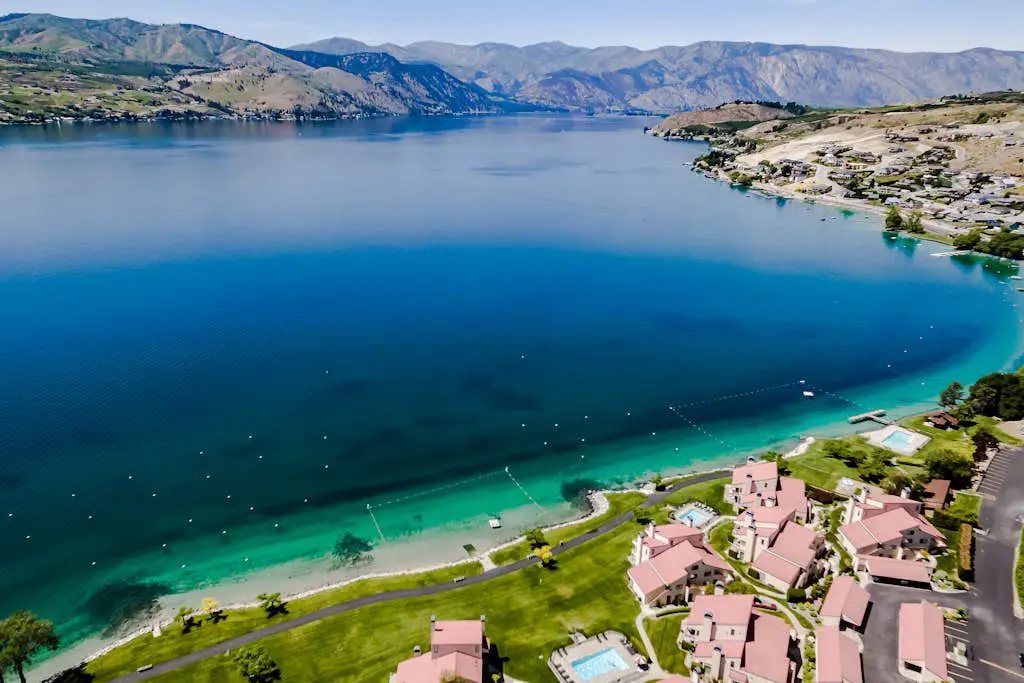 Lake Chelan Shores - Canoe Fancy #11-2