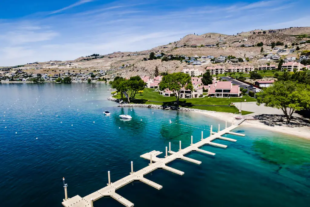 Lake Chelan Shores - Canoe Fancy #11-2