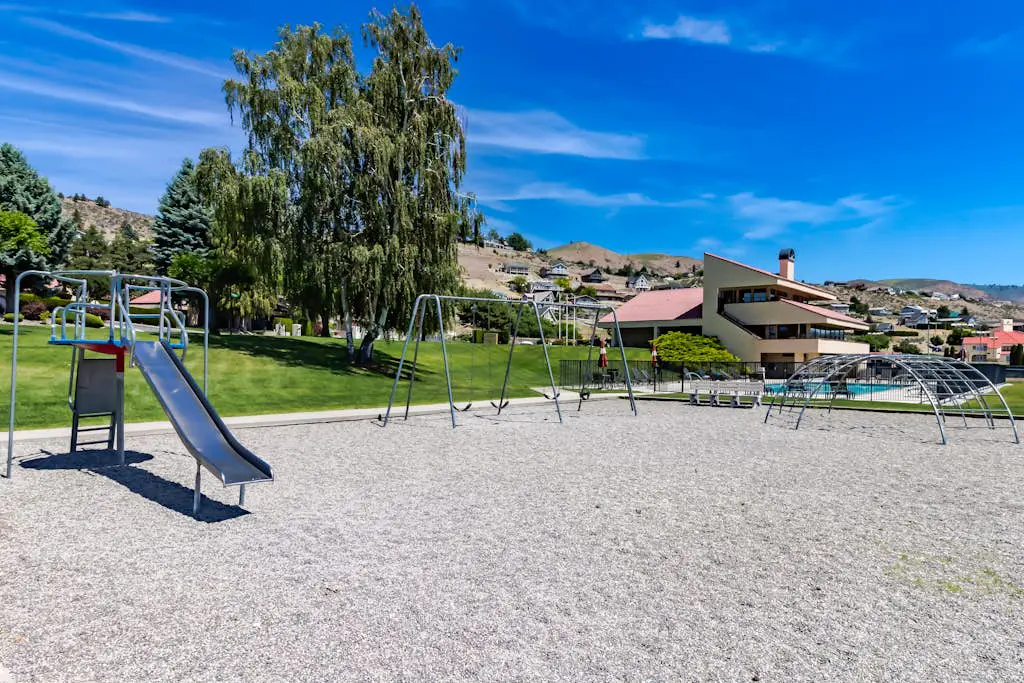 Lake Chelan Shores - Canoe Fancy #11-2