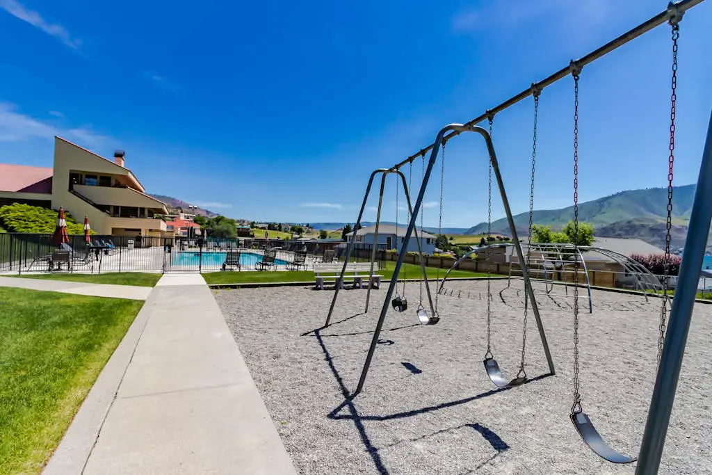 Lake Chelan Shores - Canoe Fancy #11-2