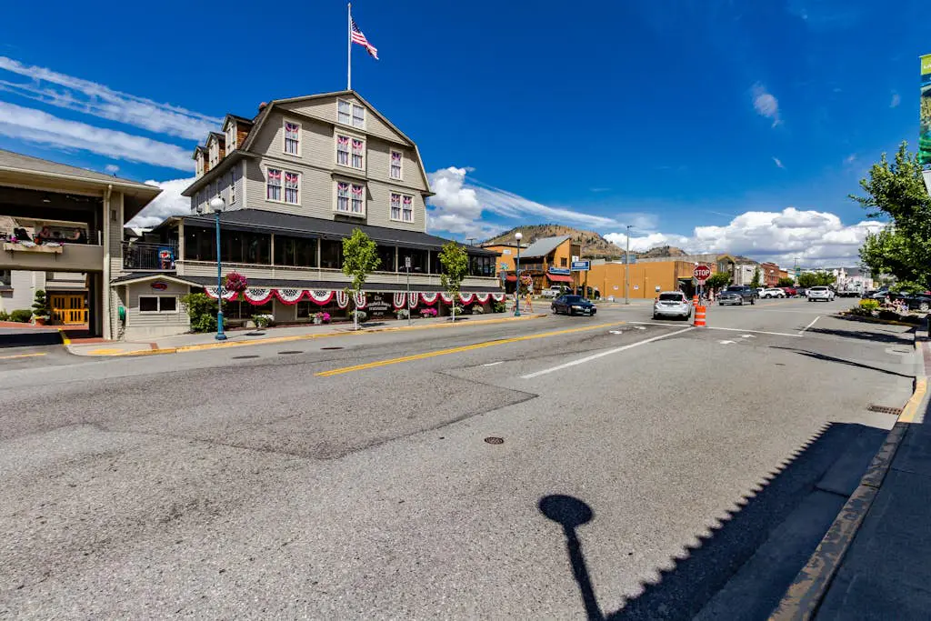Lake Chelan Shores - Canoe Fancy #11-2