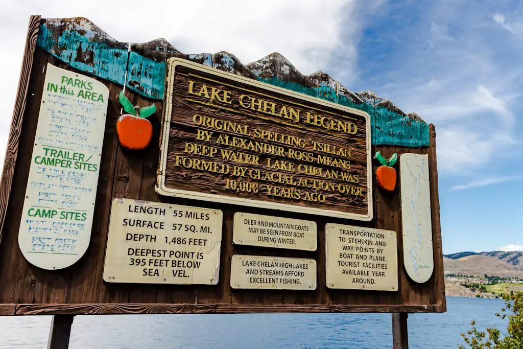 Lake Chelan Shores - Canoe Fancy #11-2