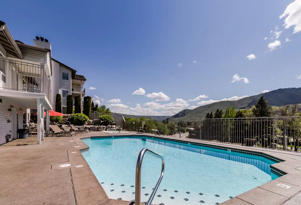 Park Pointe - Splendor on the Sun Deck -C202