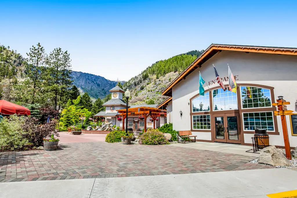 Icicle Village Resort Condo 505 & 506