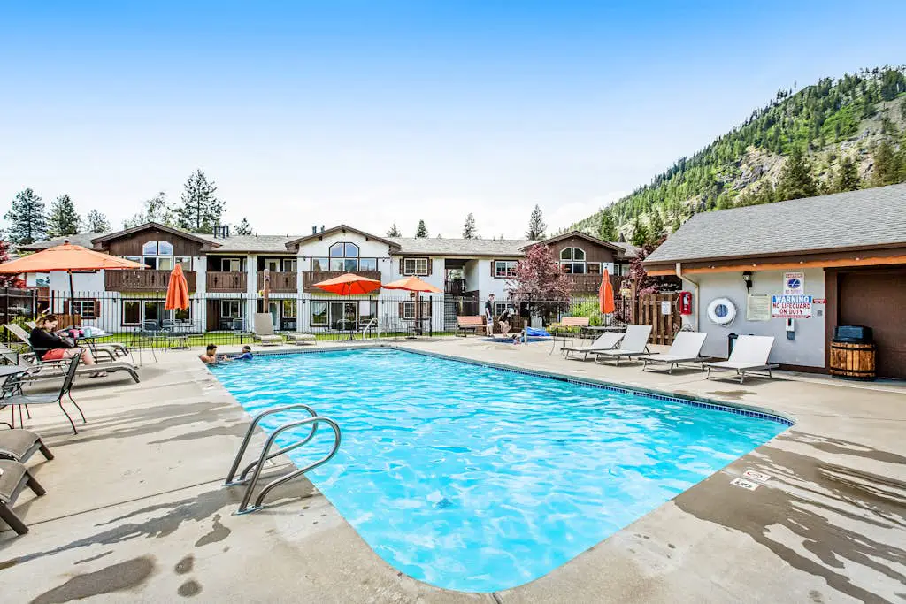 Icicle Village Resort Condo 505 & 506