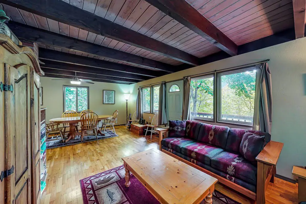 Ridge View Retreat