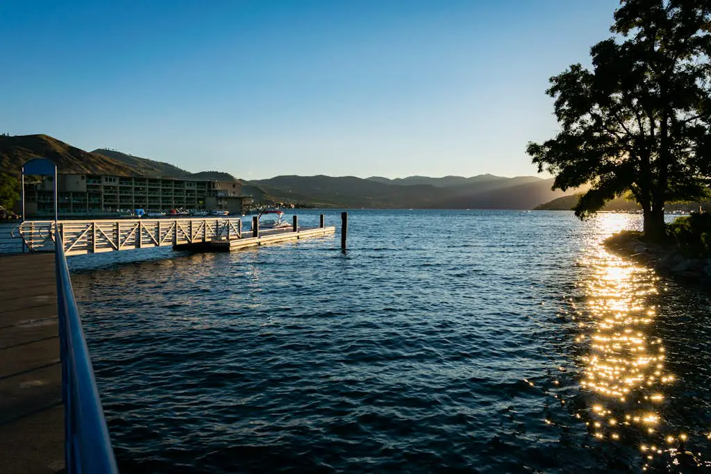 Lake Chelan Shores - Lakeside Luxury 19-5