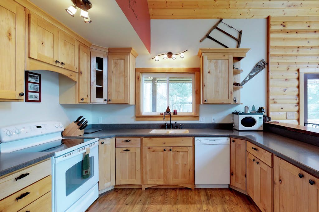 Cozy A-frame in the Woods Near Hiking Trails, Lake, and More, Walk to the River
