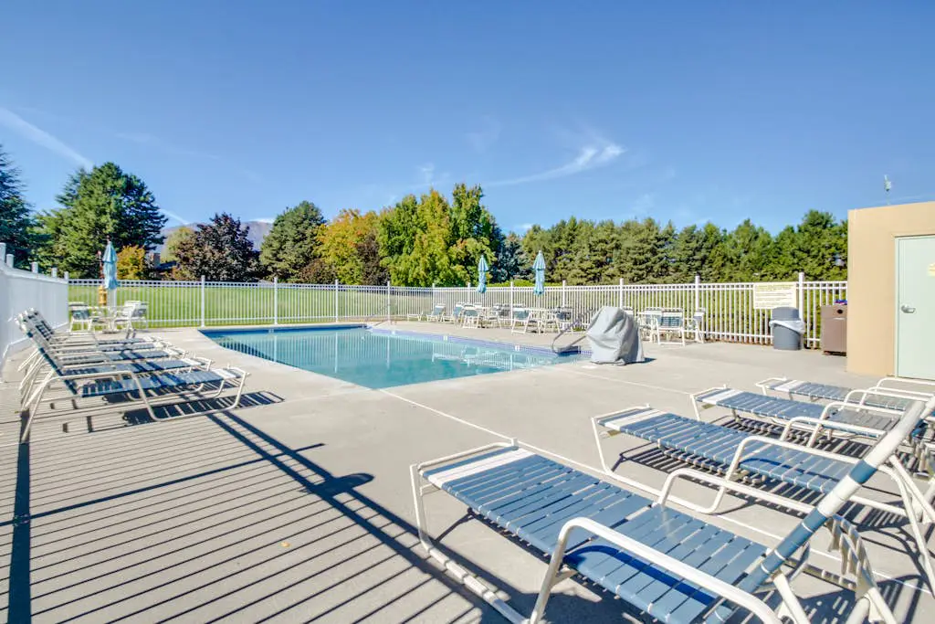 Wapato Point Halmalka 503A
