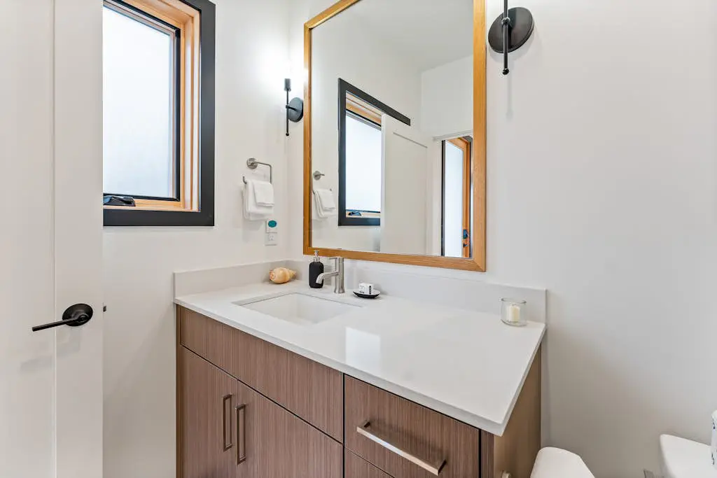 Ponderosa Court, Unit 2A